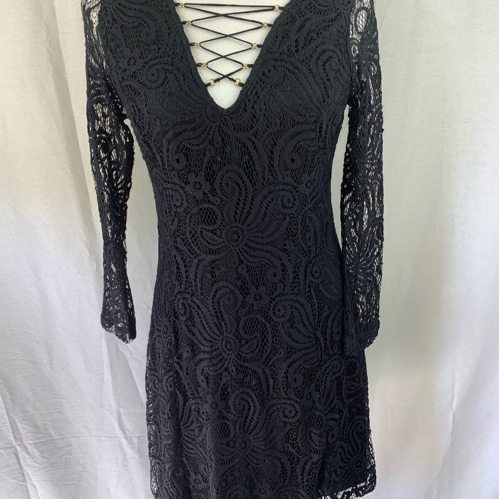 EnFocus Studio black lace dress